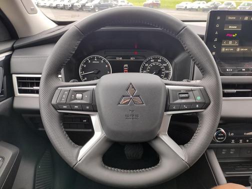 2025 Mitsubishi Outlander SE 2.5 S-AWC