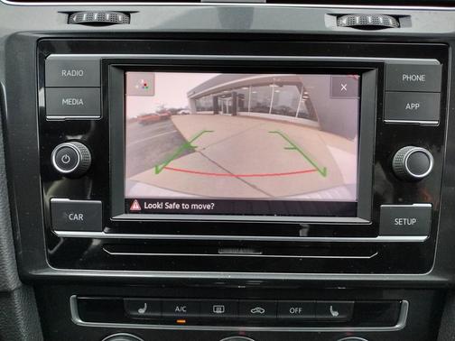 2019 Volkswagen Golf Alltrack TSI S