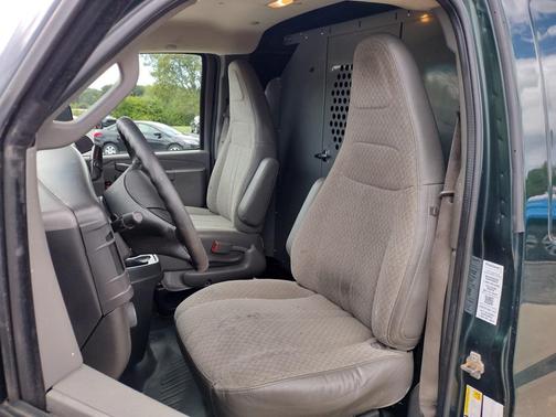 2016 Chevrolet Express 2500 Work Van