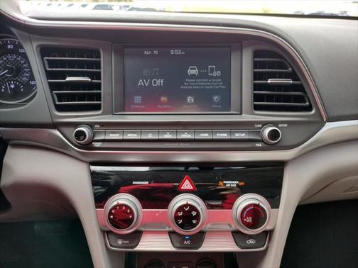 2019 Hyundai ELANTRA SEL