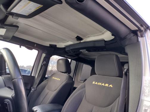 2013 Jeep Wrangler Unlimited Sahara