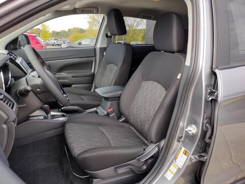 2025 Mitsubishi Outlander Sport 2.0 LE