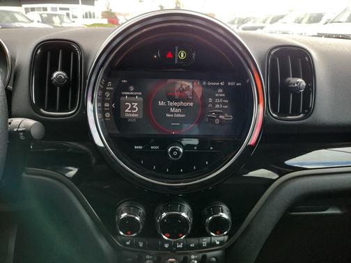 2022 MINI Countryman Oxford Edition