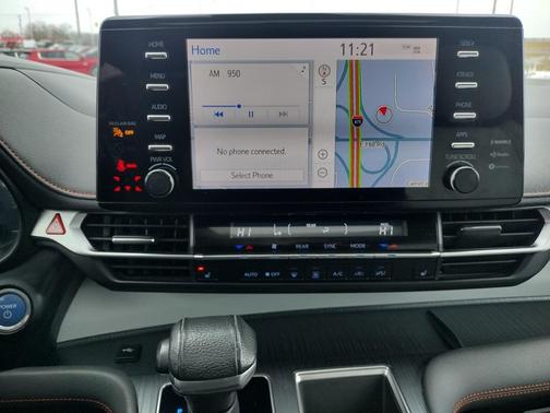 2021 Toyota Sienna XSE 7 Passenger