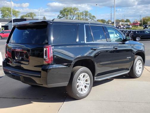 2017 GMC Yukon SLE