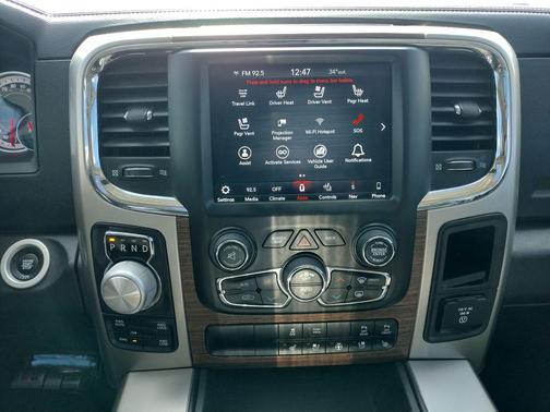 Granite Crystal Metallic 2018 RAM 1500 Laramie
