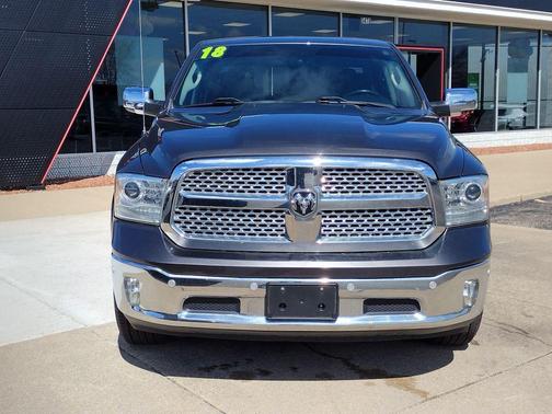 Granite Crystal Metallic 2018 RAM 1500 Laramie