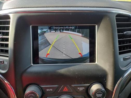 2018 Jeep Grand Cherokee Laredo E