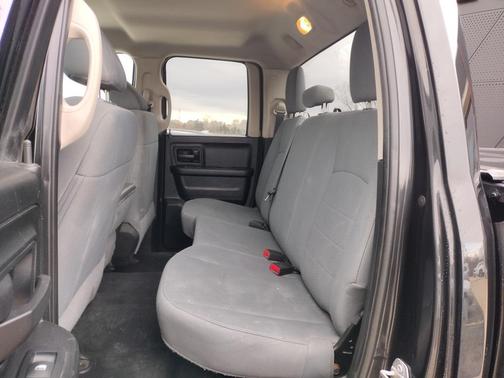 2017 RAM 1500 Express