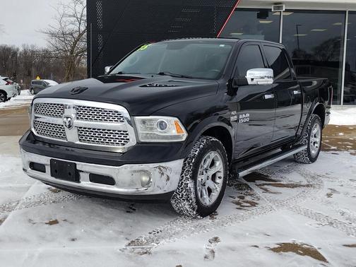 2015 RAM 1500 Laramie