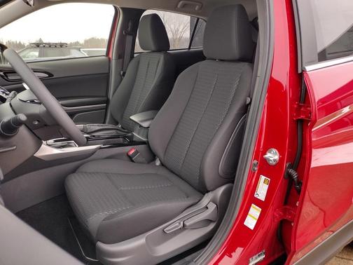 2026 Mitsubishi Eclipse Cross LE