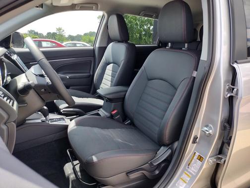 2025 Mitsubishi Outlander Sport SE