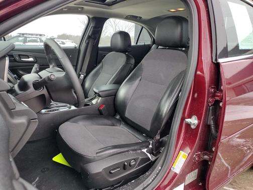 2015 Chevrolet Malibu 1LT