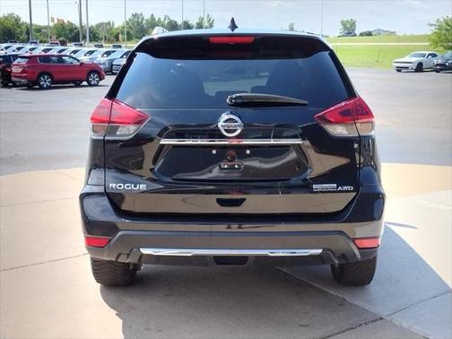 2020 Nissan Rogue S