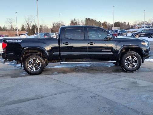 2017 Toyota Tacoma TRD Sport