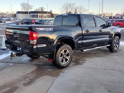 2017 Toyota Tacoma TRD Sport