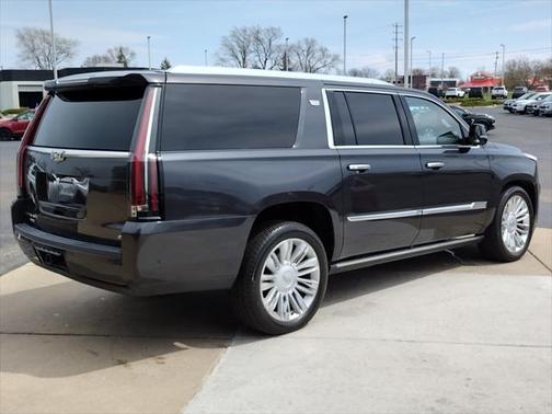 2018 Cadillac Escalade ESV Platinum
