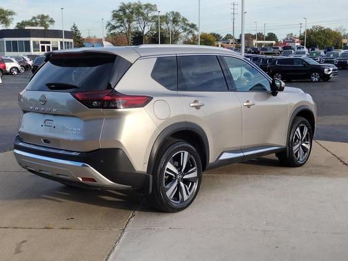 2023 Nissan Rogue Platinum