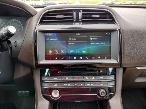 2018 Jaguar F-PACE 25t Prestige