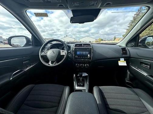 2024 Mitsubishi Outlander Sport SE