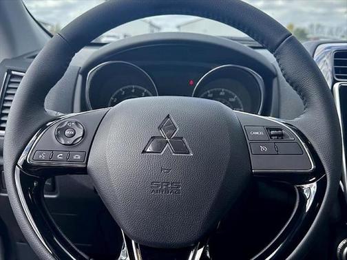 2024 Mitsubishi Outlander Sport SE