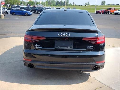 2018 Audi A4 2.0T Premium Plus
