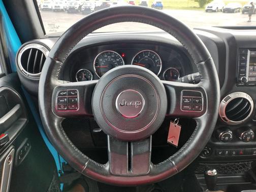 2017 Jeep Wrangler Unlimited Sahara