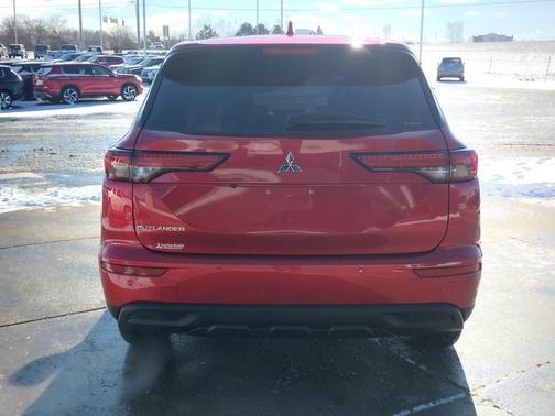 2022 Mitsubishi Outlander ES 2.5 S-AWC