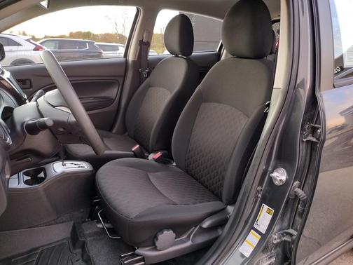 2024 Mitsubishi Mirage LE