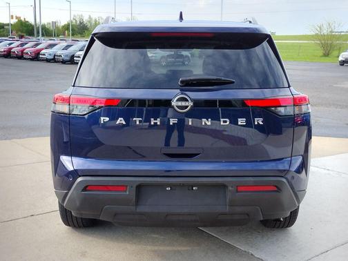 Deep Ocean Blue Pearl 2025 Nissan Pathfinder SV FWD