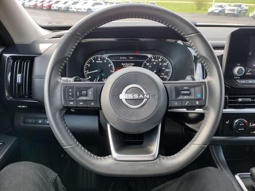 Deep Ocean Blue Pearl 2025 Nissan Pathfinder SV FWD