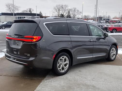 2021 Chrysler Pacifica Limited
