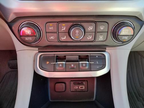 2020 GMC Acadia AWD SLT