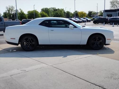 2015 Dodge Challenger SXT