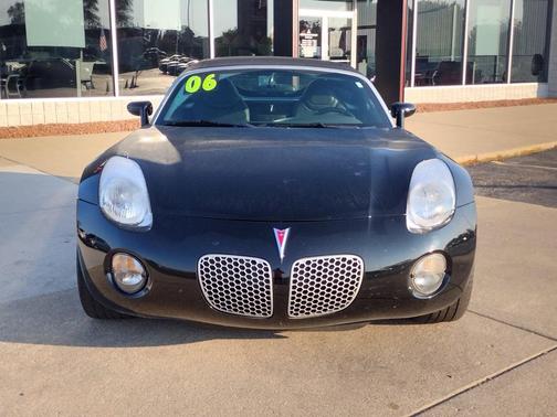 2006 Pontiac Solstice Base