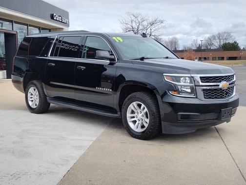 2019 Chevrolet Suburban LT