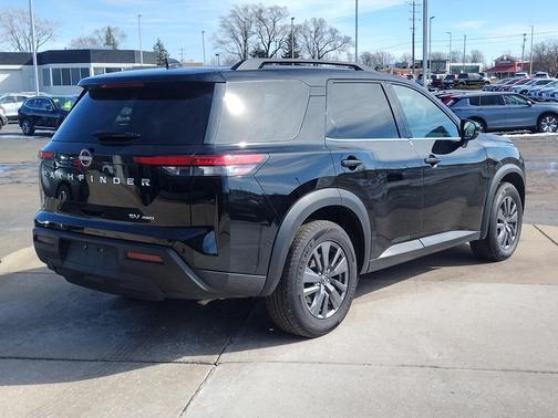2023 Nissan Pathfinder SV 4WD