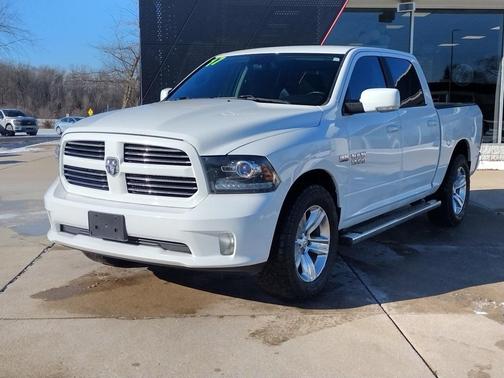 2017 RAM 1500 Sport