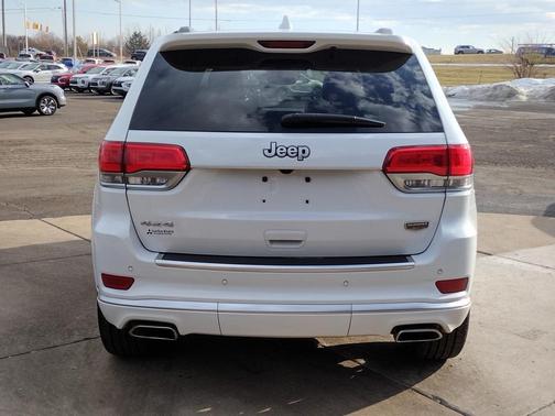 2020 Jeep Grand Cherokee Summit