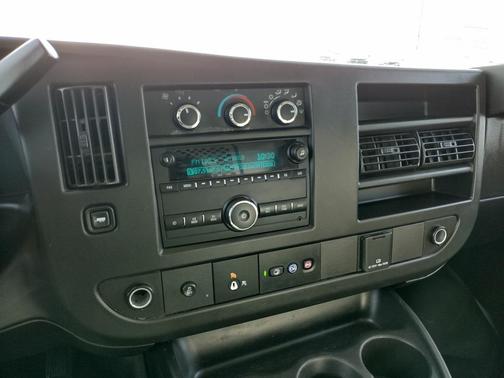 2020 GMC Savana 2500 Work Van