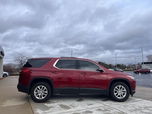 2018 Chevrolet Traverse LT Cloth