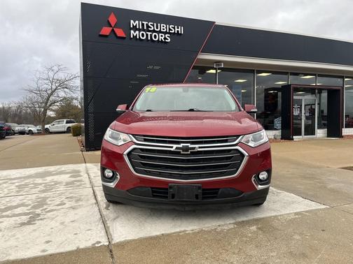 2018 Chevrolet Traverse LT Cloth