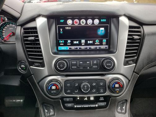 2016 Chevrolet Suburban LT