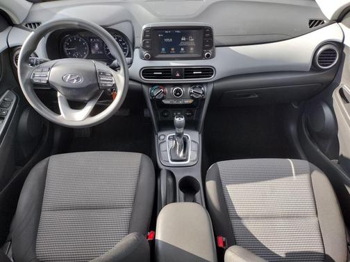 Sonic Silver 2020 Hyundai KONA SE