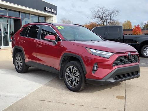 2025 Toyota RAV4 Hybrid XLE Premium