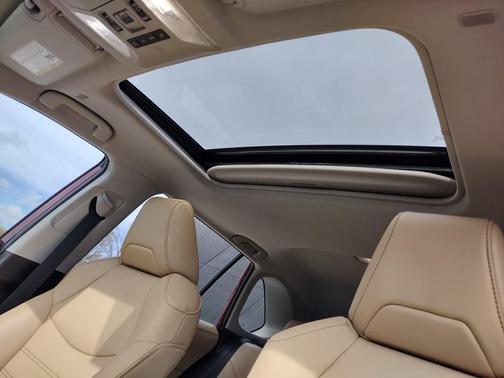 2025 Toyota RAV4 Hybrid XLE Premium