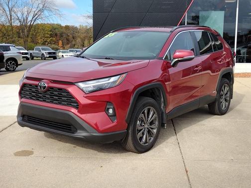 2025 Toyota RAV4 Hybrid XLE Premium