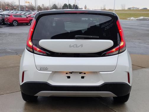 2023 Kia Soul LX