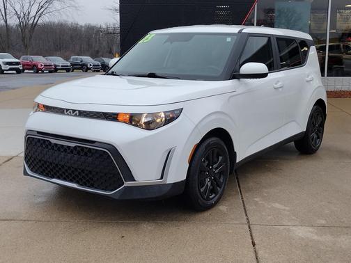 2023 Kia Soul LX