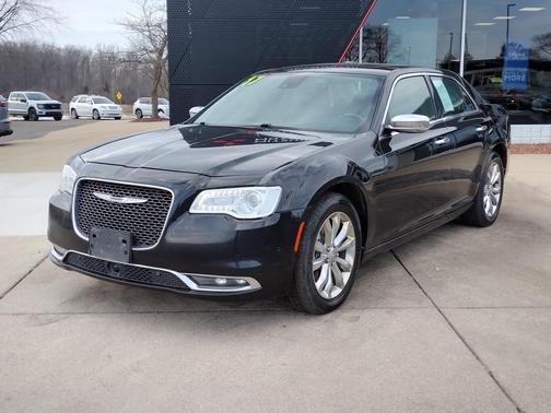 2017 Chrysler 300 S